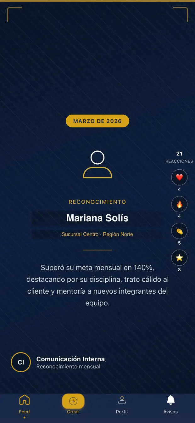 Captura de Punto de Encuentro: ficha de reconocimiento del mes dentro del feed, con el mes, la sucursal y la región de la persona reconocida, el motivo escrito por el área y la columna de reacciones de sus compañeros.